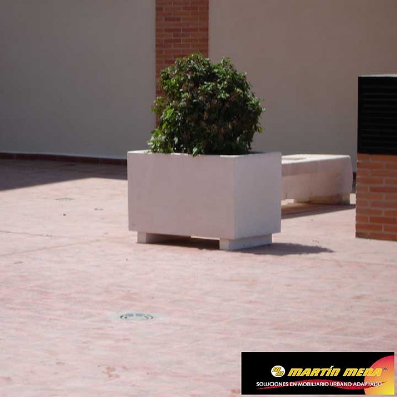 Jardinera de formigó Dènia